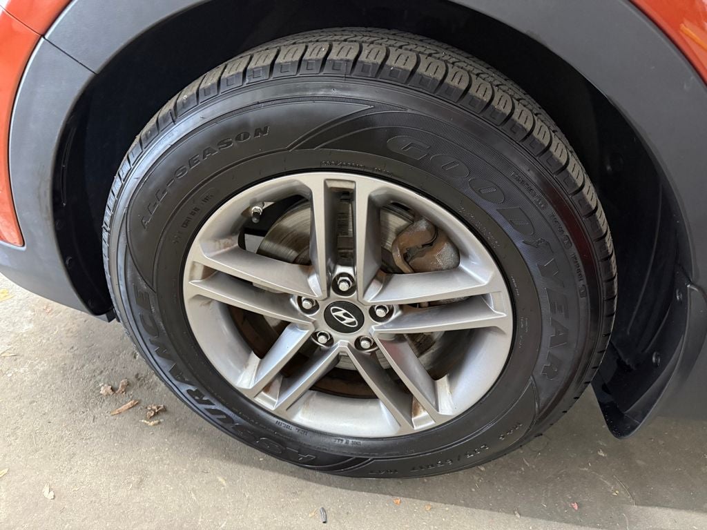 2017 Hyundai Santa Fe Sport 2.4 Base