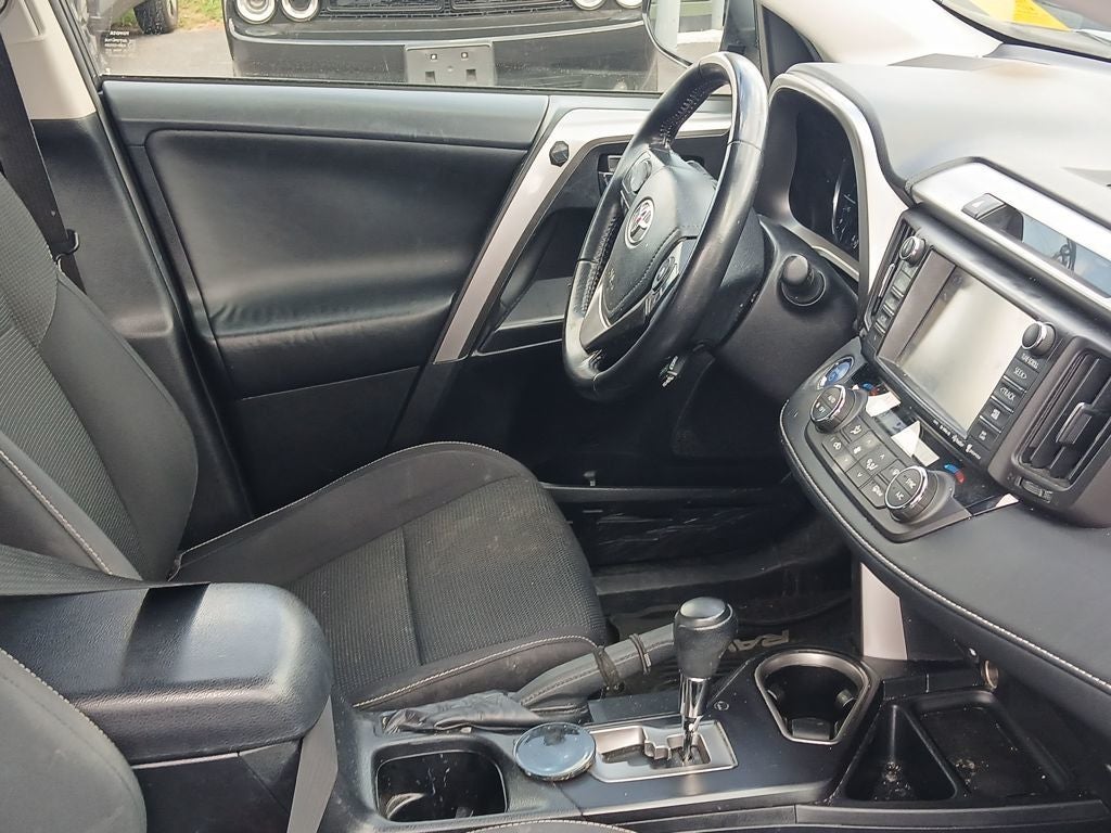 2016 Toyota RAV4 Hybrid XLE