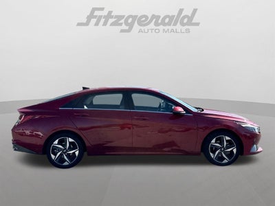 2022 Hyundai Elantra Limited