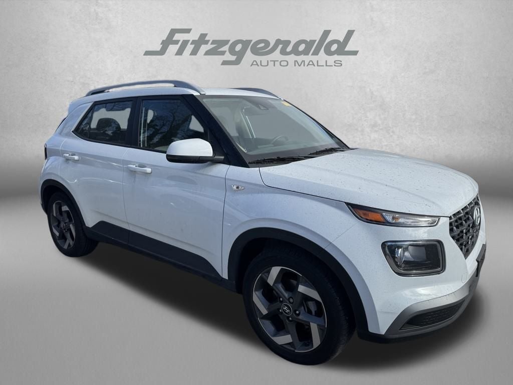 2022 Hyundai Venue SEL
