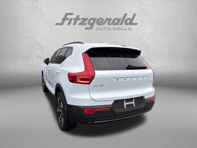 2026 Volvo XC40 B5 Plus