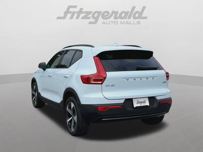 2026 Volvo XC40 B5 Plus