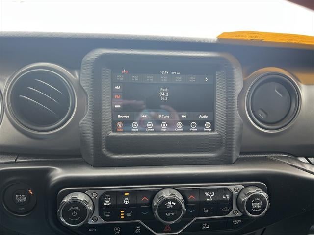 2022 Jeep Gladiator Sport