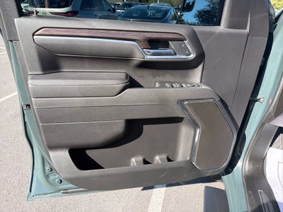 2025 Chevrolet Silverado LT