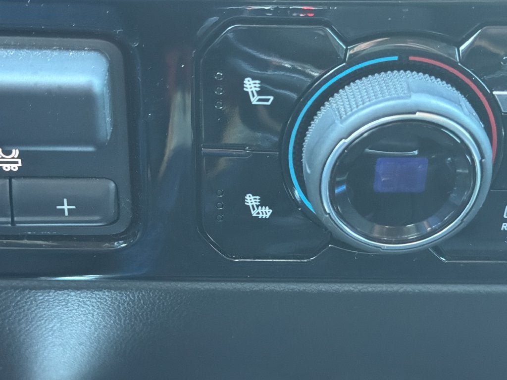 2025 Chevrolet Silverado LT