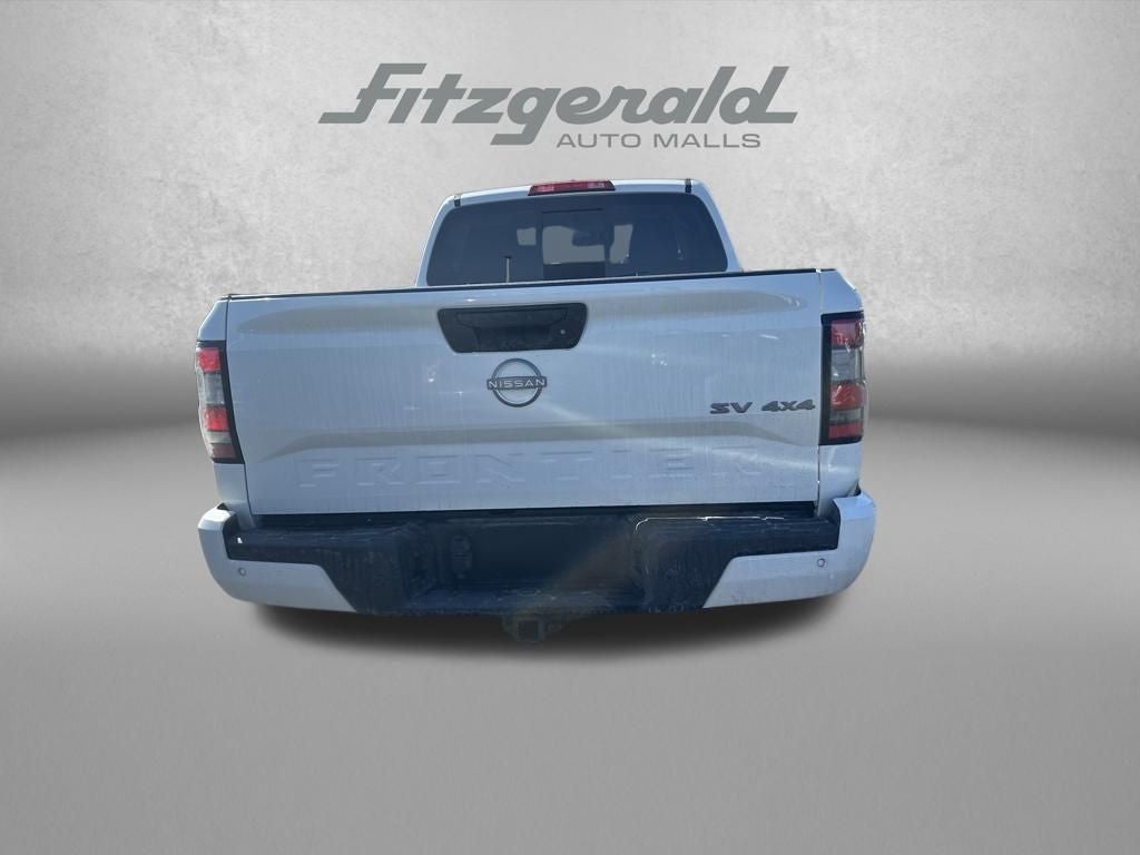 2024 Nissan Frontier SV