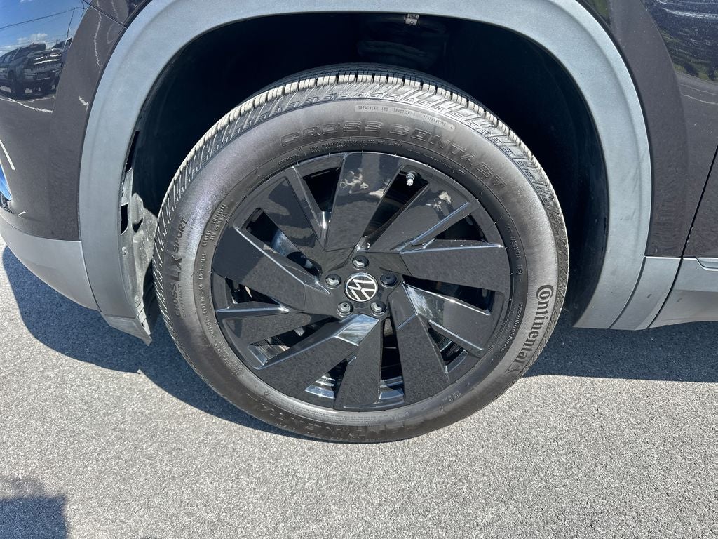2024 Volkswagen Atlas Cross Sport 2.0T SE w/Technology