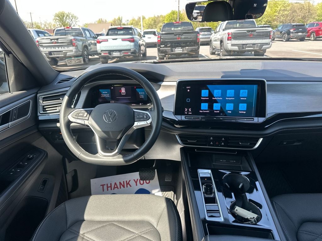 2024 Volkswagen Atlas Cross Sport 2.0T SE w/Technology