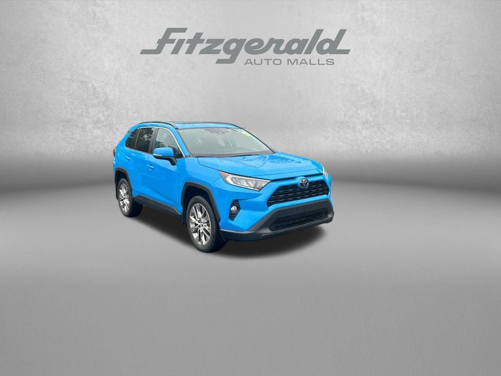 2020 Toyota RAV4 XLE Premium