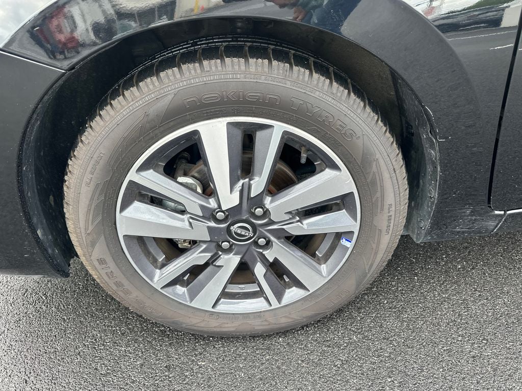 2023 Nissan Versa 1.6 SV