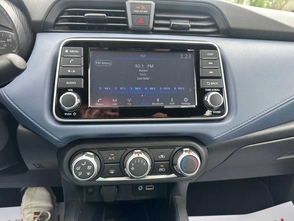 2023 Nissan Versa 1.6 SV