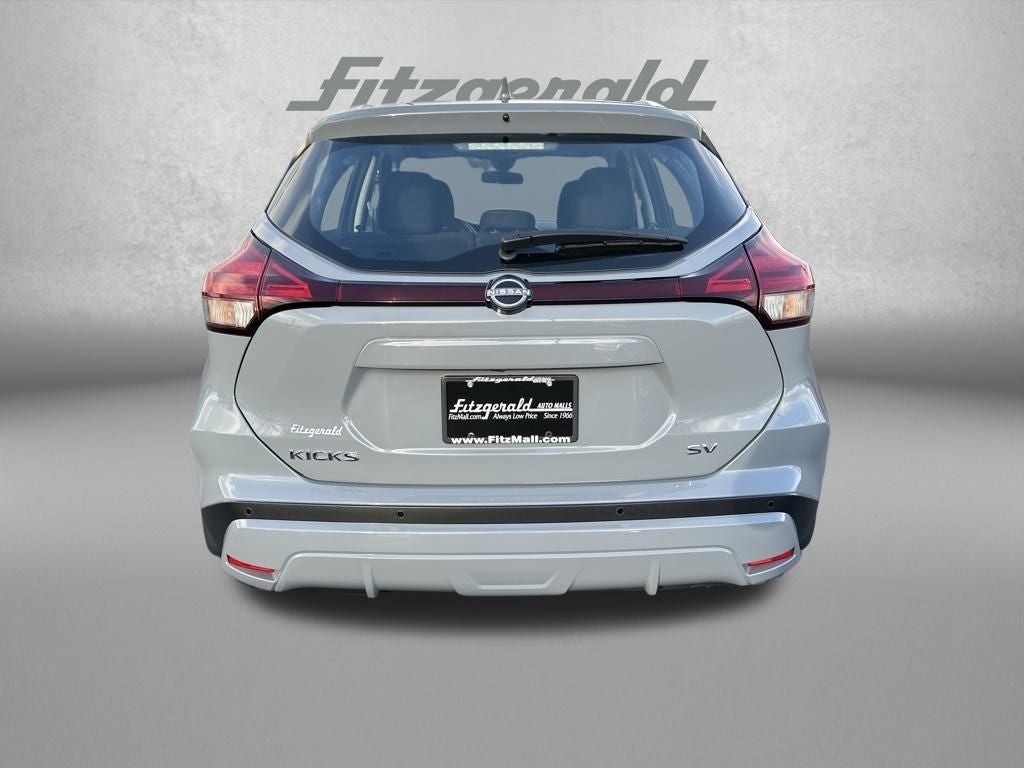 2023 Nissan Kicks SV
