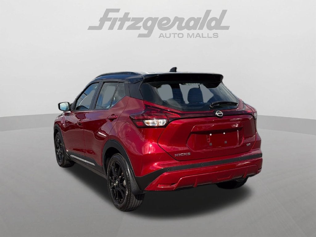 2024 Nissan Kicks SR