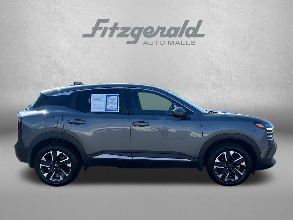 2025 Nissan Kicks MPV SV