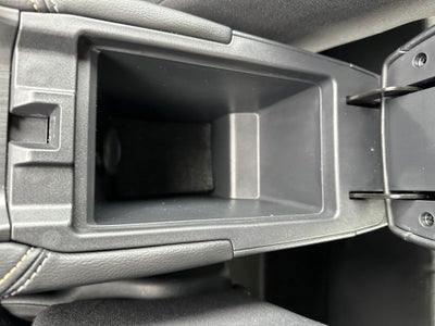 2025 Nissan Kicks MPV SV