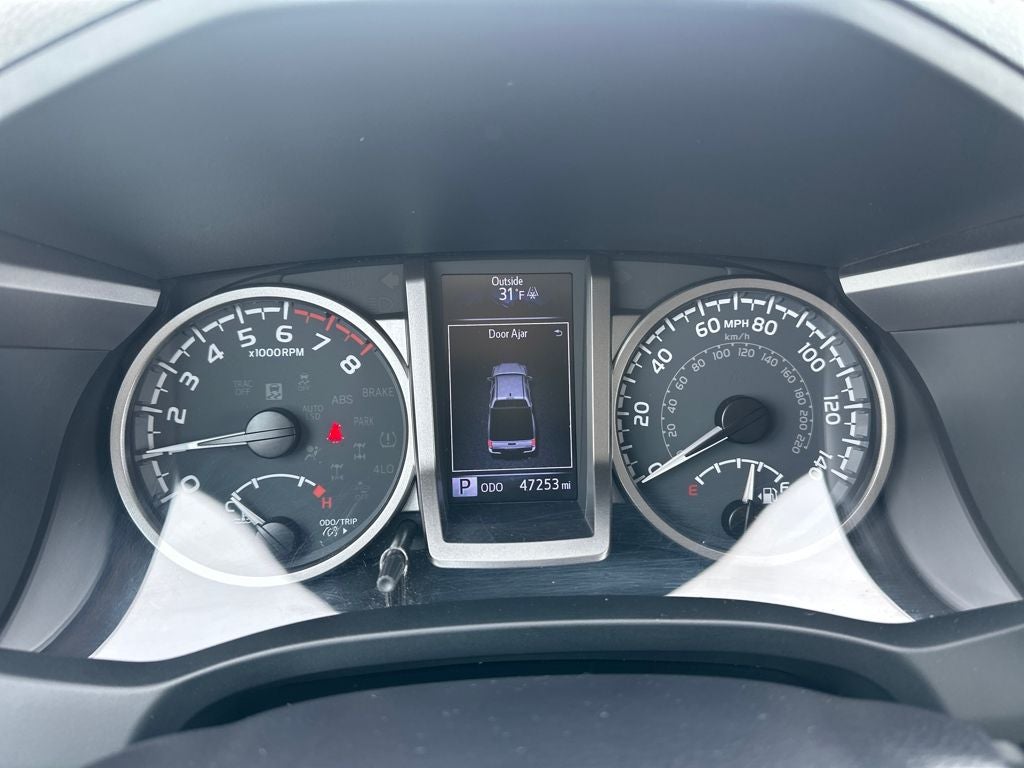 2022 Toyota Tacoma SR5 V6