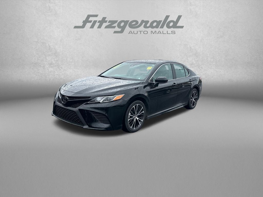 2019 Toyota CAMRY SE