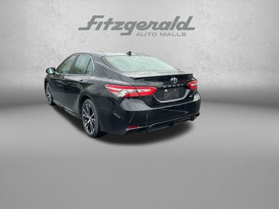 2019 Toyota CAMRY SE