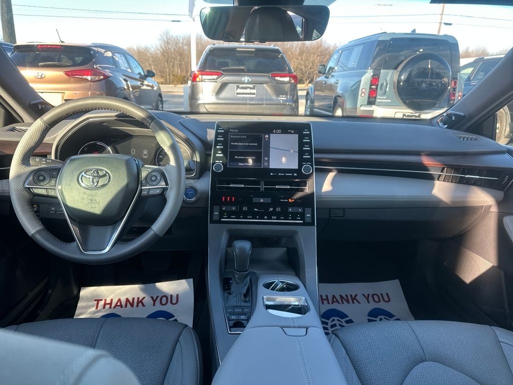2022 Toyota Avalon Hybrid Limited