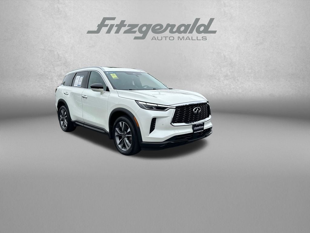 2023 INFINITI QX60 LUXE