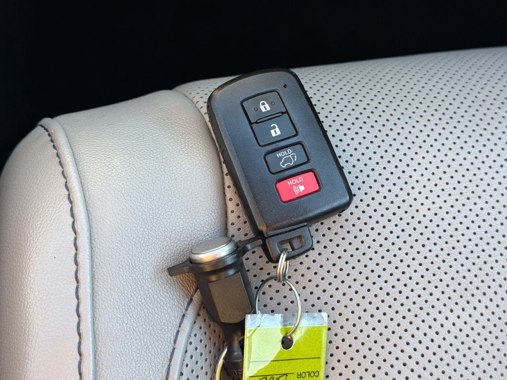 2017 Toyota Highlander Limited Platinum