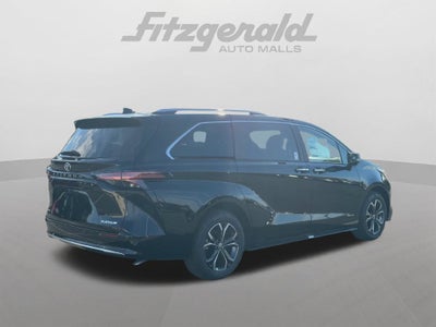 2026 Toyota Sienna Platinum 7 Passenger