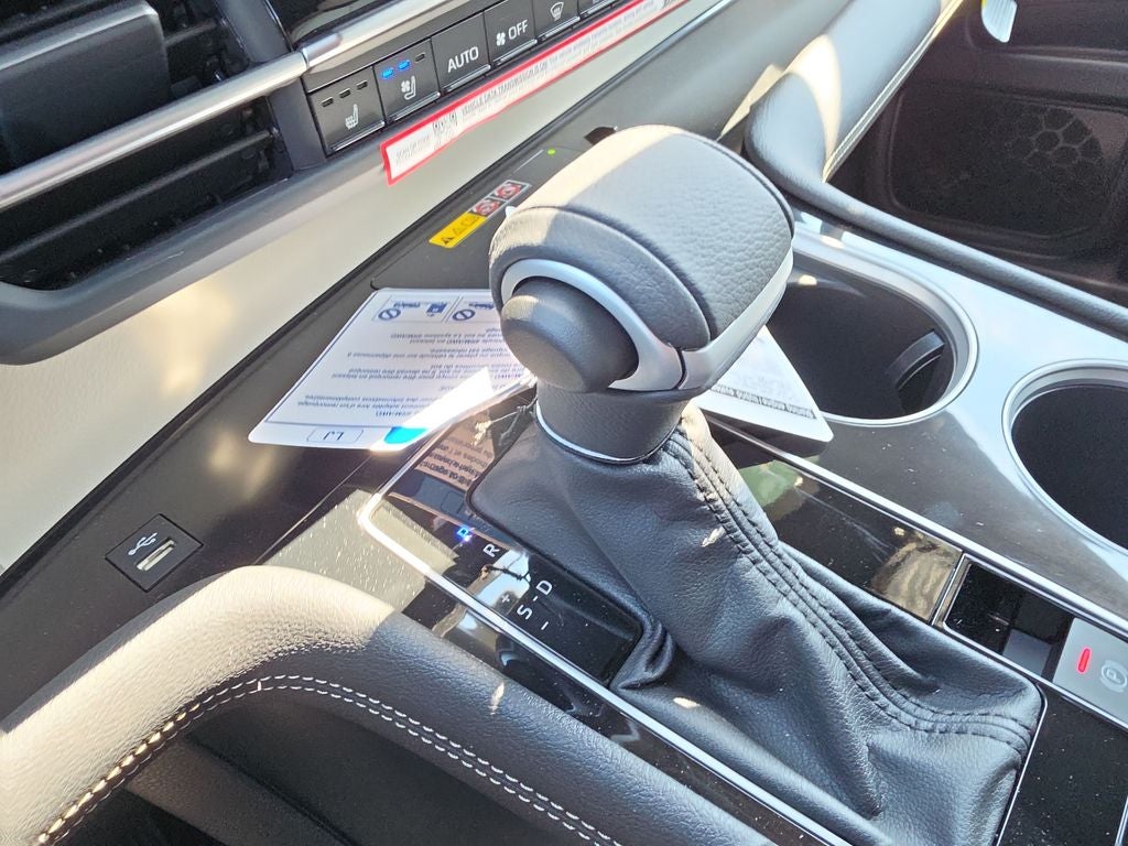 2026 Toyota Sienna Platinum 7 Passenger