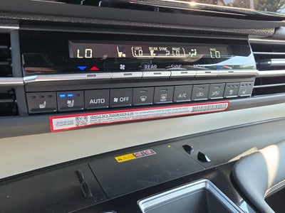 2026 Toyota Sienna Platinum 7 Passenger