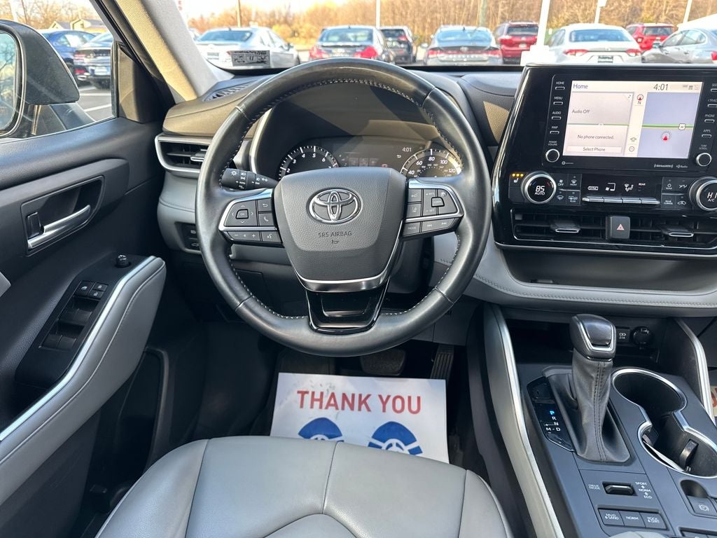 2021 Toyota HIGHLANDER XLE