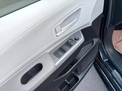 2025 Toyota Sienna LE 8 Passenger