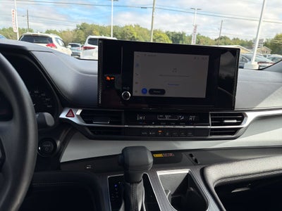 2025 Toyota Sienna LE 8 Passenger
