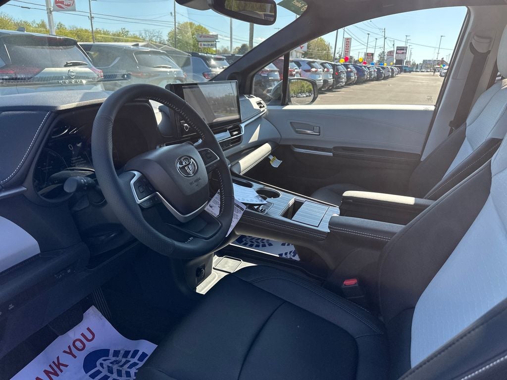 2026 Toyota SIENNA XSE AWD XSE 7 Passenger