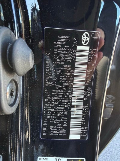 2025 Toyota Corolla LE