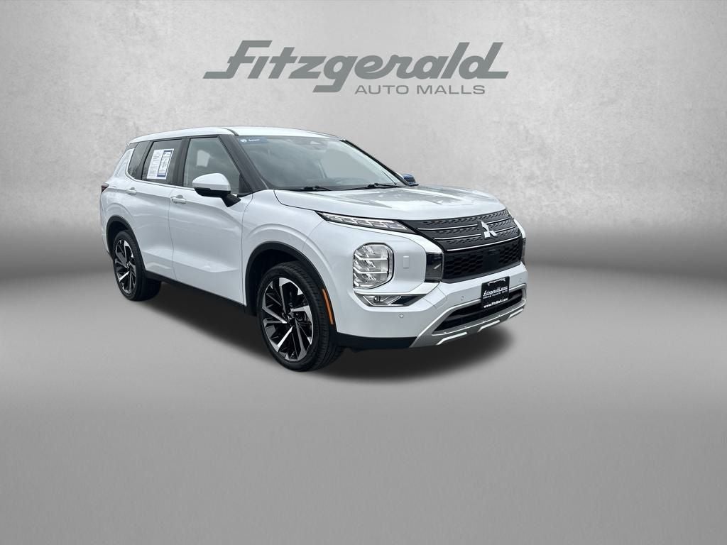 2024 Mitsubishi Outlander SE
