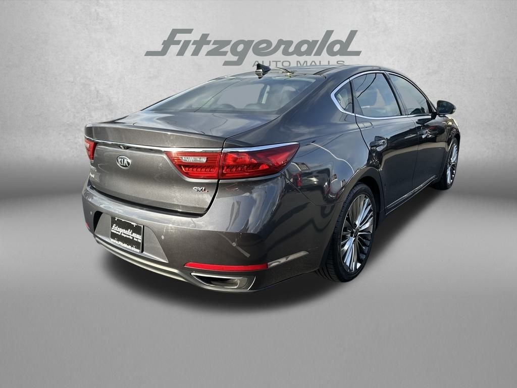 2017 Kia Cadenza Limited