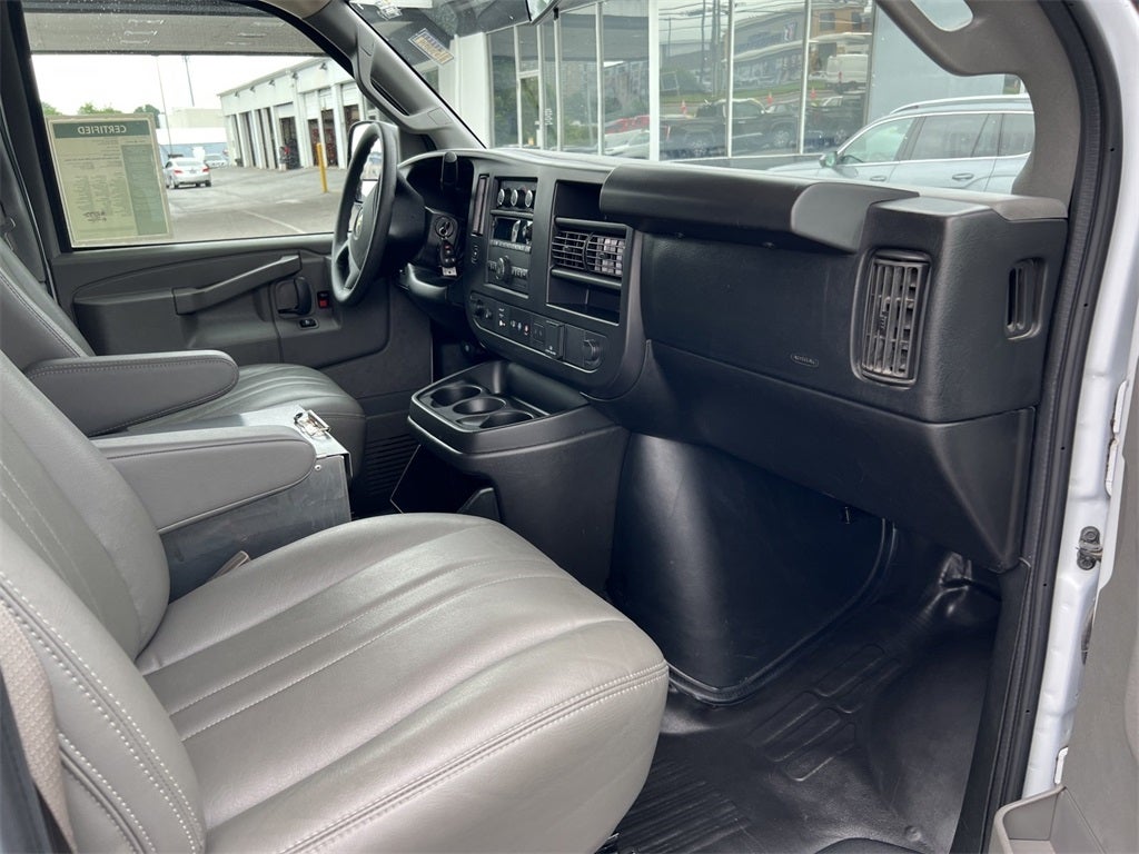 2024 Chevrolet Express 2500 Work Van Cargo