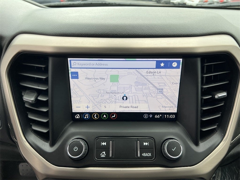 2023 GMC Acadia Denali