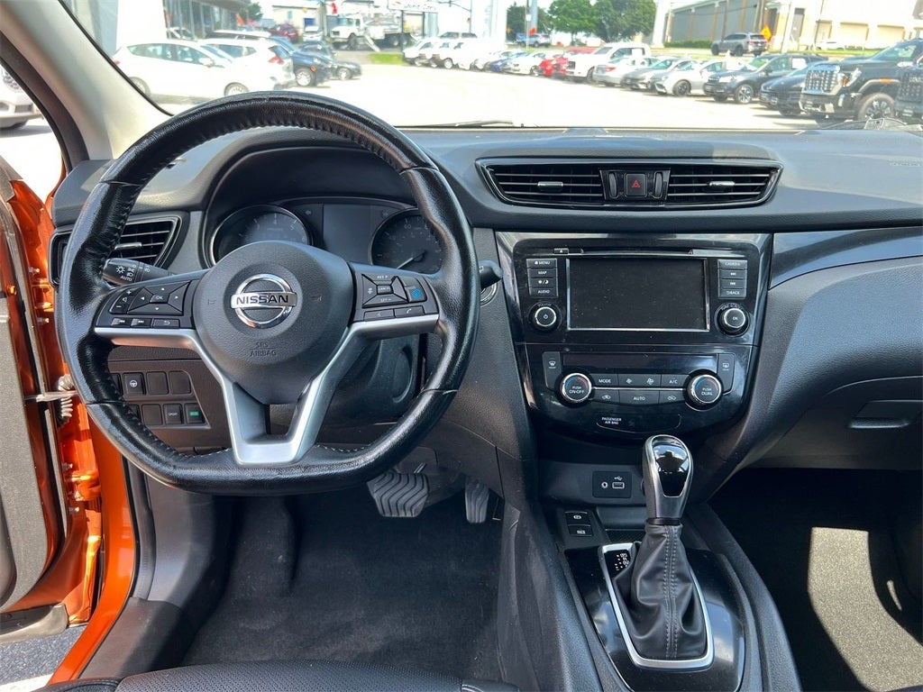 2022 Nissan Rogue Sport SL