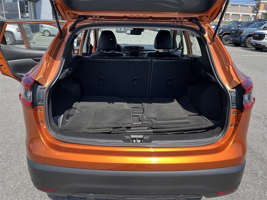 2022 Nissan Rogue Sport SL