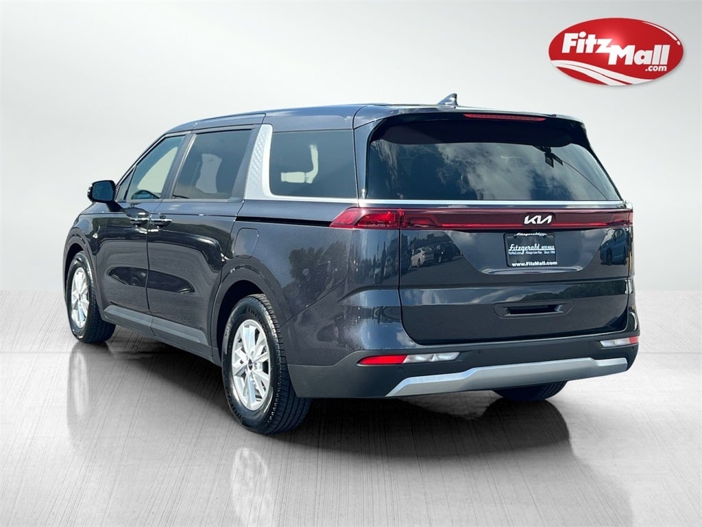 2023 Kia Carnival LX