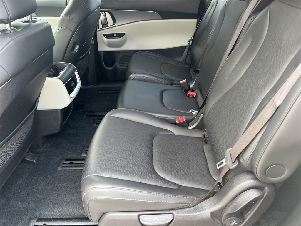 2023 Kia Carnival LX