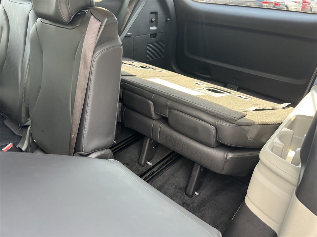 2023 Kia Carnival LX