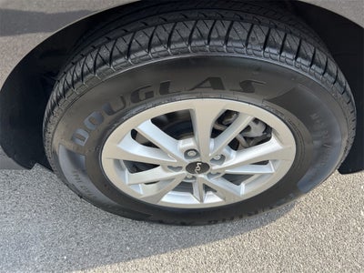 2023 Kia Carnival LX