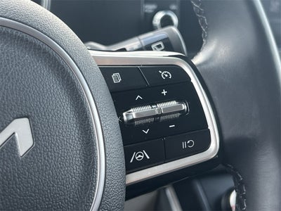 2023 Kia Carnival LX