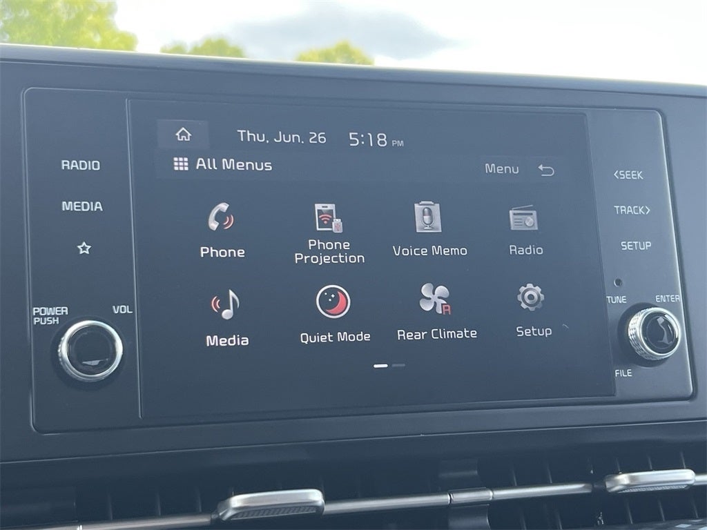 2023 Kia Carnival LX