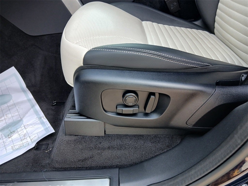 2023 Land Rover Discovery S R-Dynamic