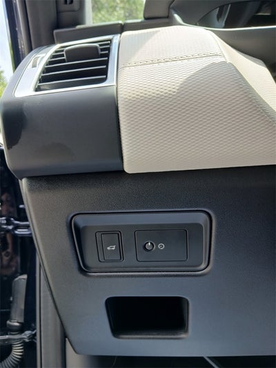 2023 Land Rover Discovery S R-Dynamic