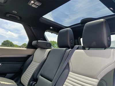 2023 Land Rover Discovery S R-Dynamic