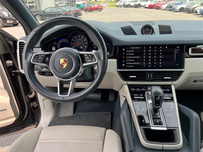 2022 Porsche Cayenne Base