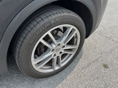 2022 Porsche Cayenne Base